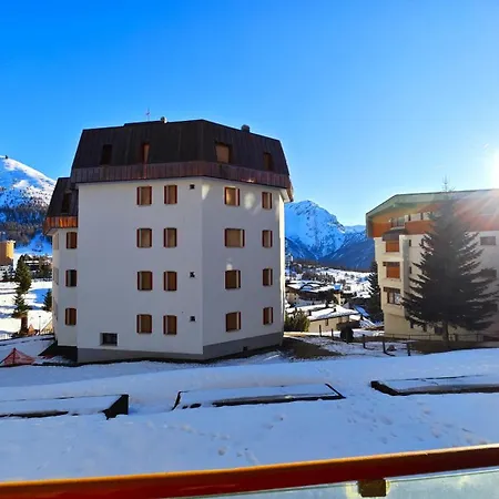 Hostdomus - Guglielmo Loft Apartamento Sestriere